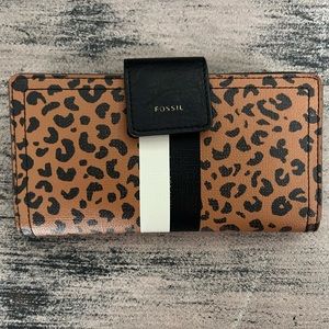 Fossil leopard wallet